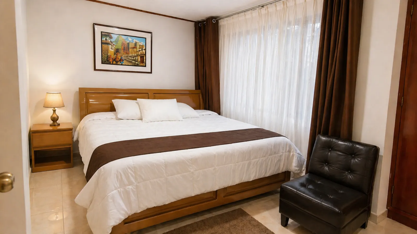 Habitación Matrimonial Cama King 202