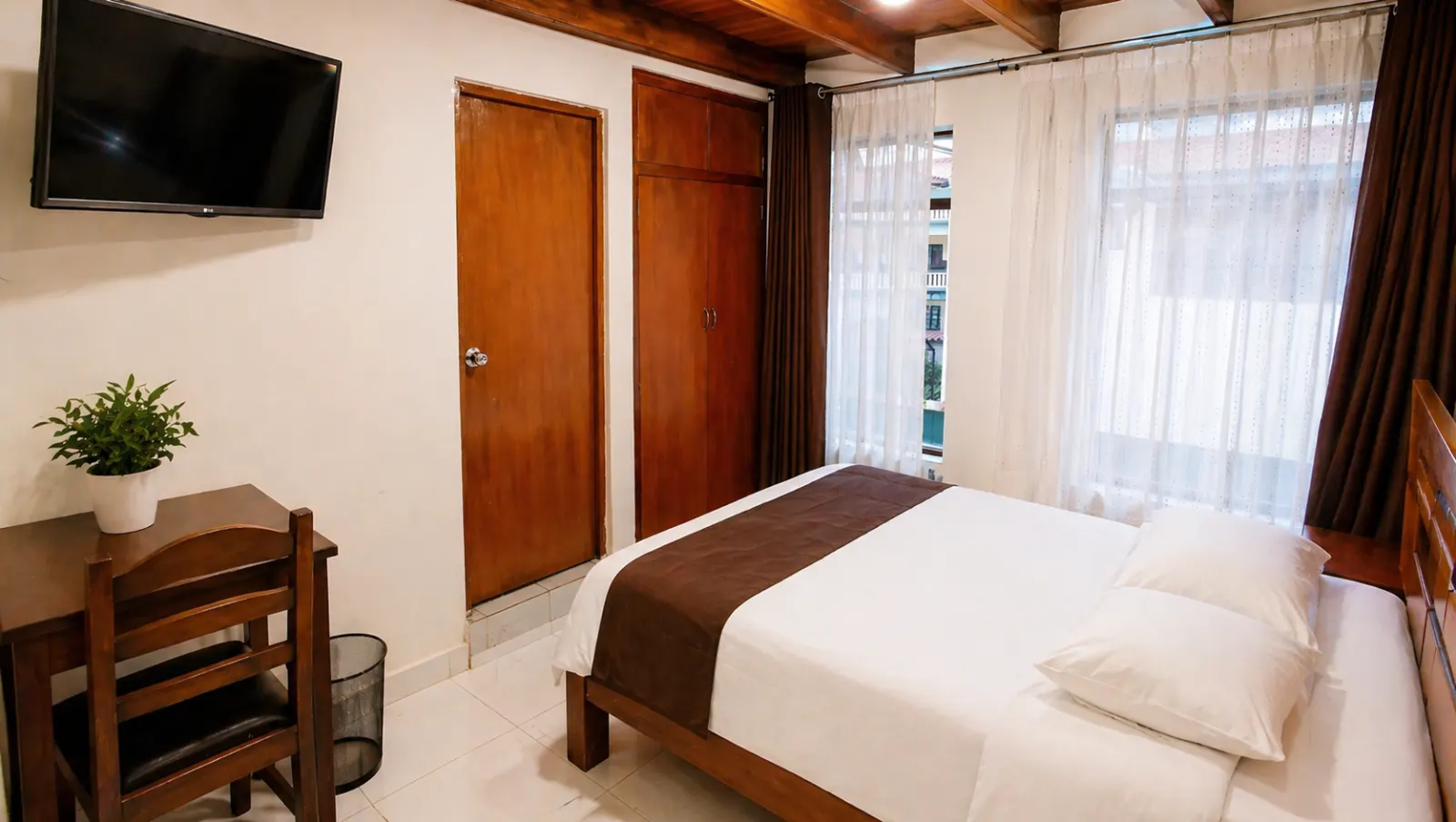 Habitación Matrimonial o individual 205