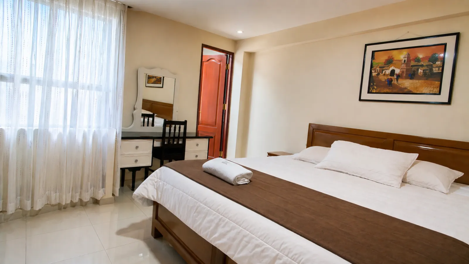 Habitación Matrimonial Cama King 208